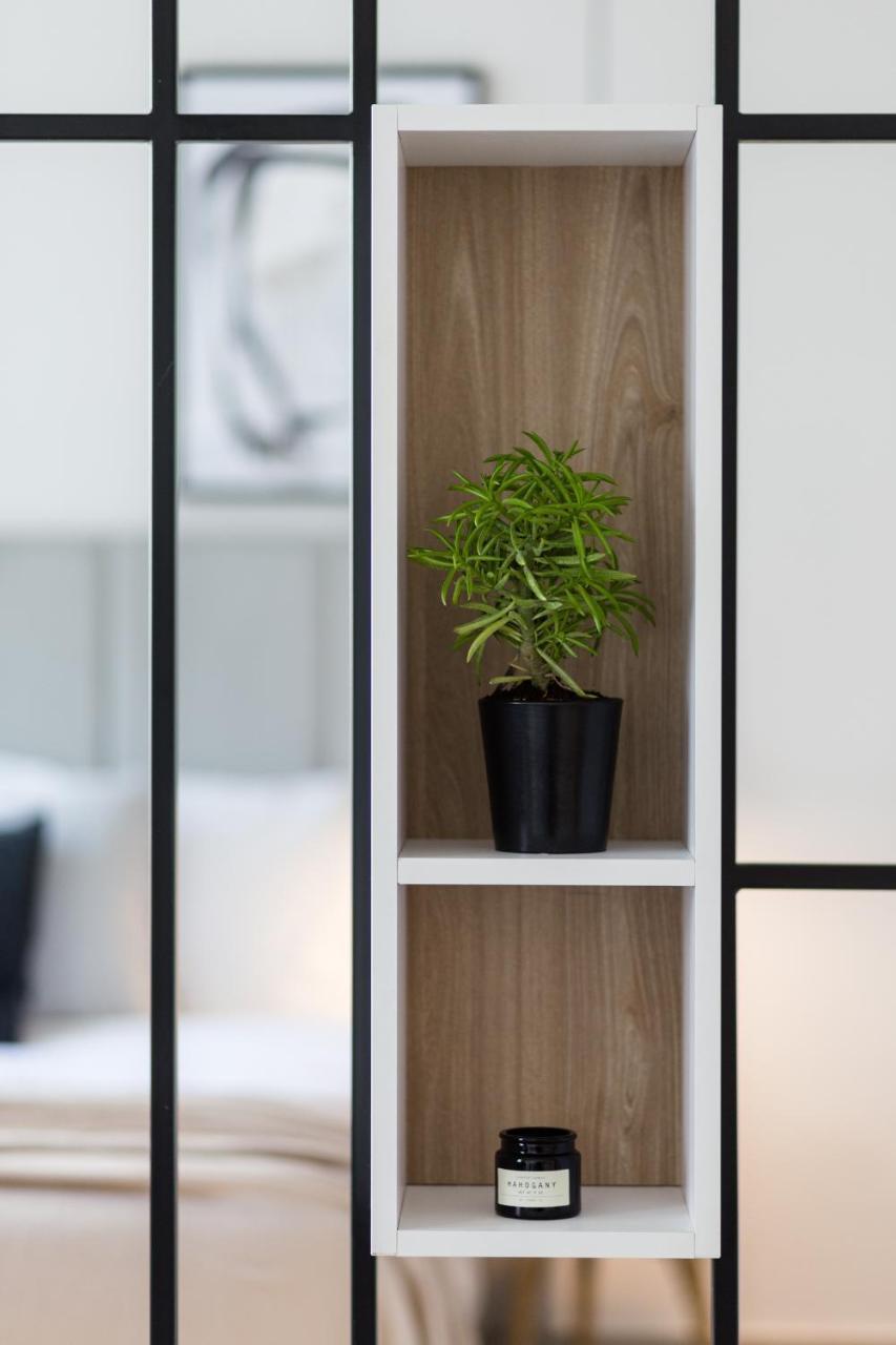 Luxury Apartments In Plaka By Upstreet Αθήνα Εξωτερικό φωτογραφία